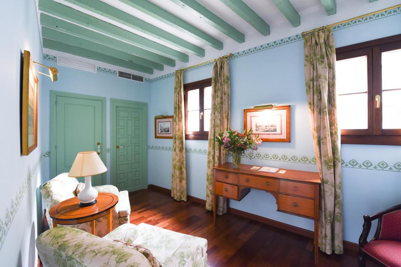 Hotel Las Casas De La Juderia Севилья Экстерьер фото