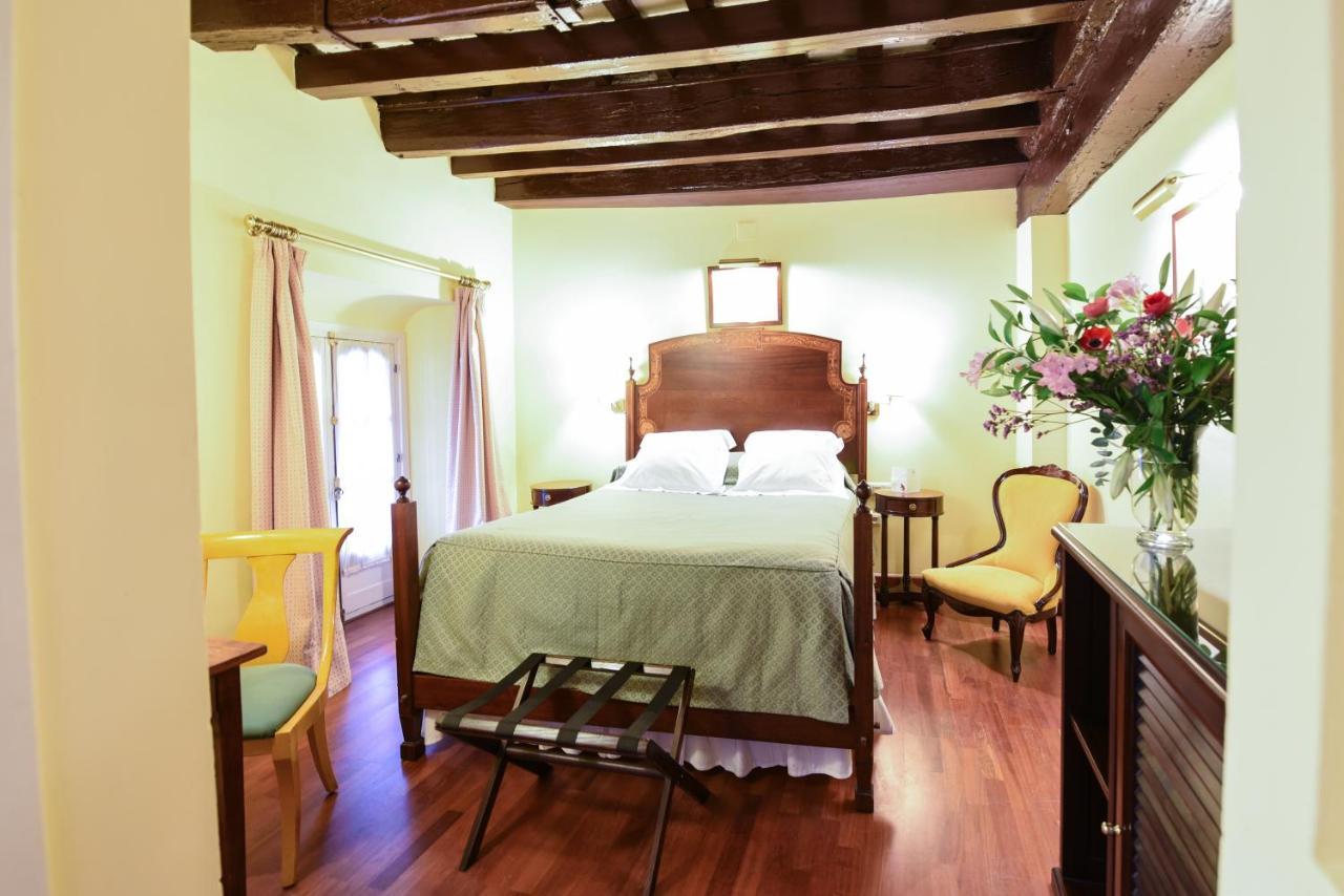 Hotel Las Casas De La Juderia Севилья Экстерьер фото